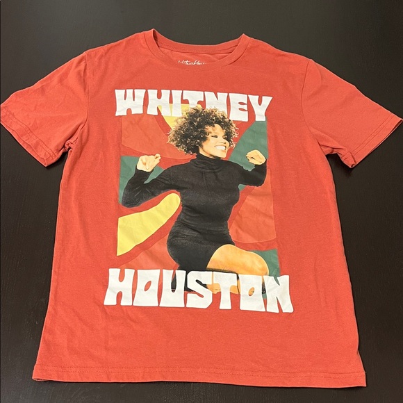 Whitney Houston Graphic T-Shirt - Picture 2 of 4
